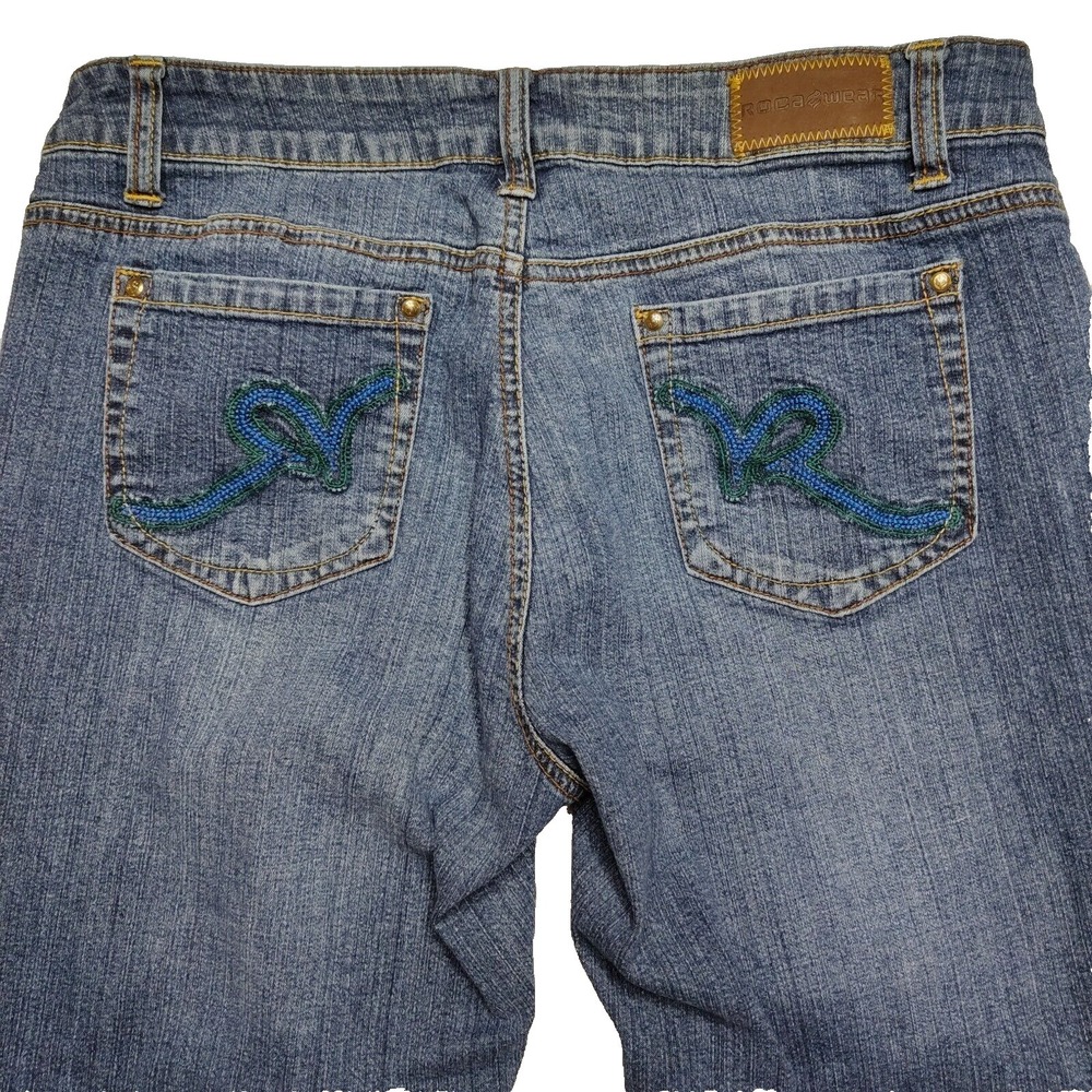 Rocawear Women Junior 11 (32x20) Low Rise Blue Stretch Denim Capri Jeans
